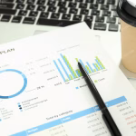 ROI y Payback: cómo calcular el retorno de una inversión en energía solar para empresas